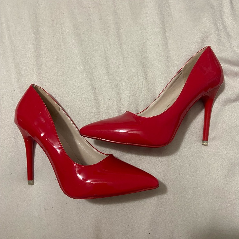 Red Patent Pointed-Toe High Heel Pumps - Women